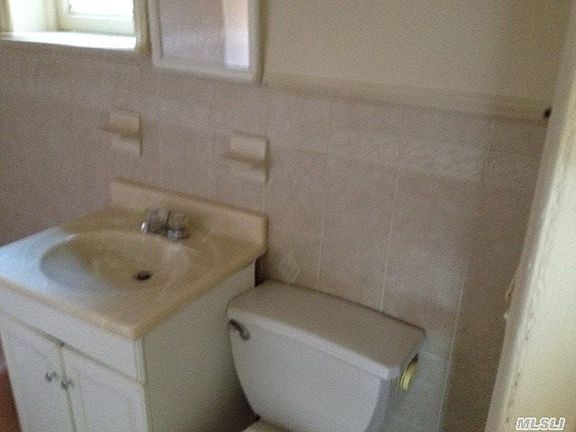 4th image of 296 Rockaway Pkwy