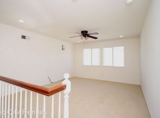 10071 Rojelio Ct, Elk Grove, CA 95757