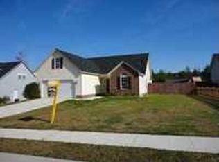 105 Baldwin Ct, Jacksonville, NC 28546