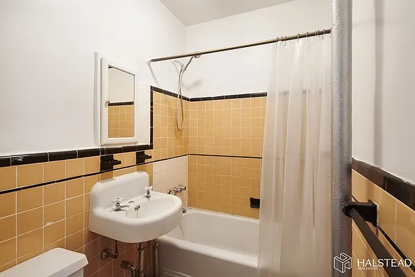 Rented by Halstead Real Estate | media 10