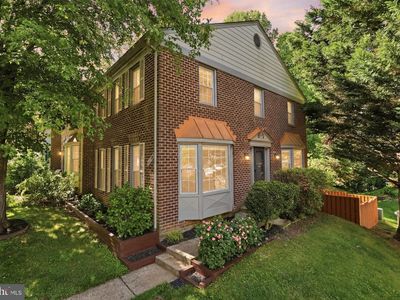 5719 Crownleigh Ct, Burke, VA, 22015