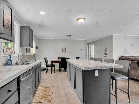 5th image of 107 Clearwater Shores Rd