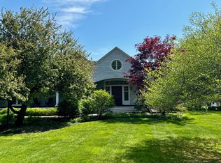 40 Waites Landing Rd, Falmouth, ME 04105