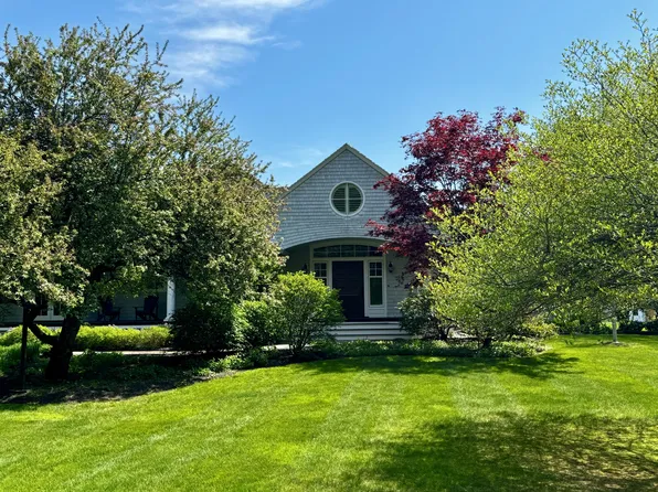 40 Waites Landing Road, Falmouth, ME 04105