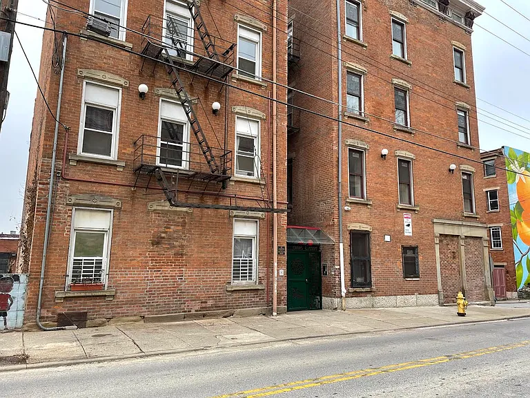 107 E Clifton Ave #7 — Photo 16