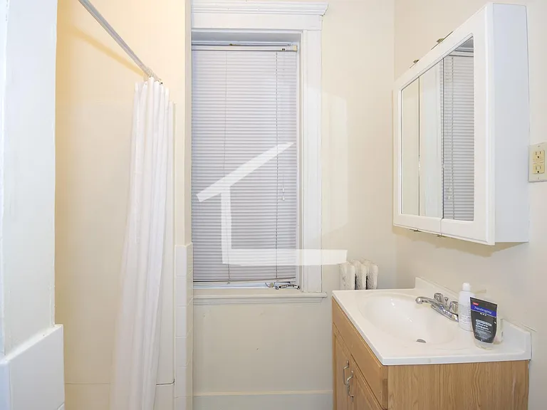 1247 Beacon St #3 — Photo 18