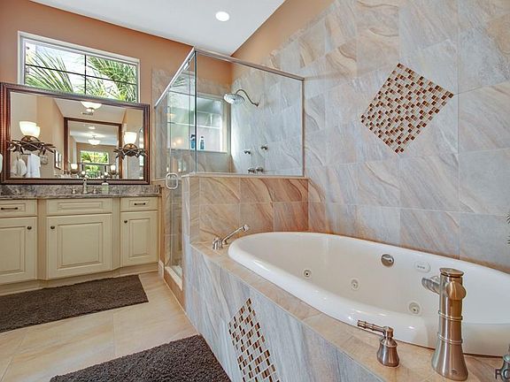 2nd image of 517 Cinnamon Beach Ln