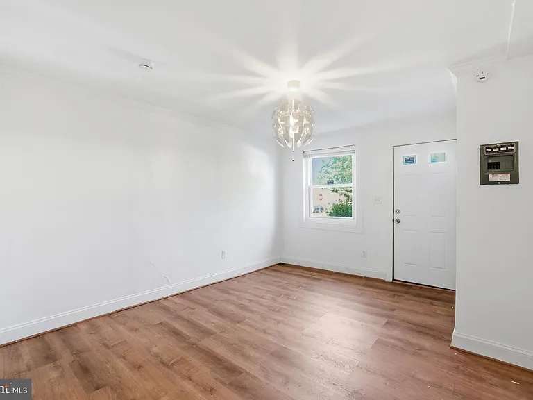 1701 Montello Ave NE #B — Photo 3