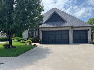 1425 N Wicklow Rd, Nixa, MO 65714