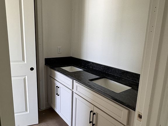 5th image of 5143 Greentree Dr Lot 272