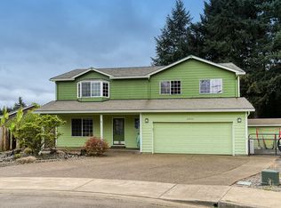 2822 Walnut Ct, Hubbard, OR 97032