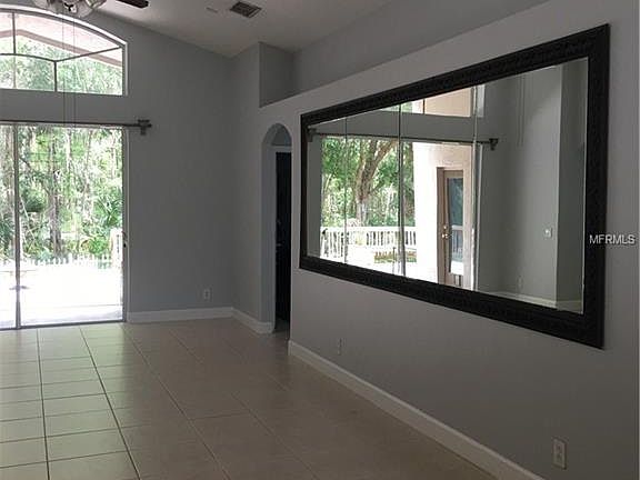 4th image of 304 Bay Arbor Blvd