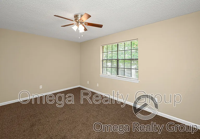 2109 Whetstone Ct — Photo 26