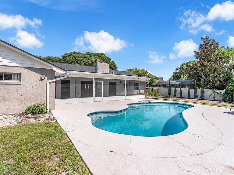 5829 Pitch Pine Dr — Photo 25