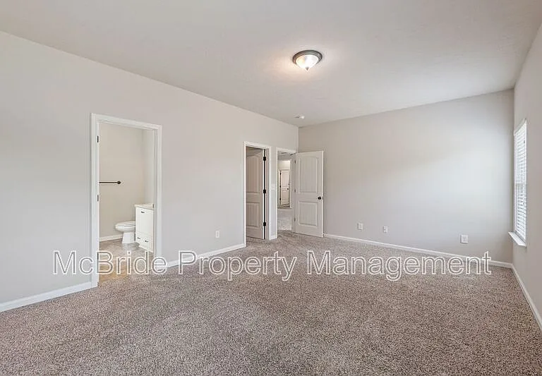 857 Westlawn Dr — Photo 12