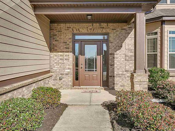 3rd image of 436 Jameswood Ct