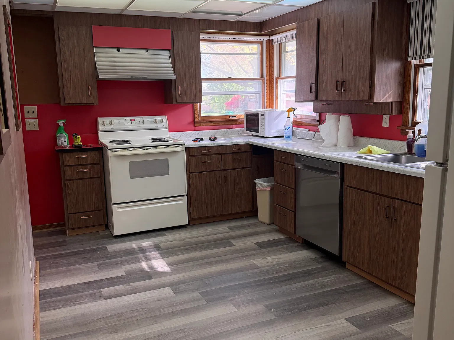 5 bed, 1850 sqft, $3,200 — Photo 4
