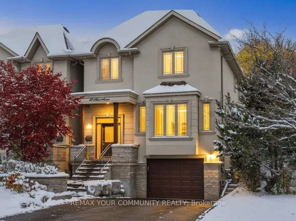 83 Hunt Ave, Richmond Hill, ON L4C 4H1