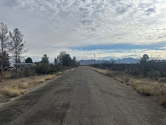 4th image of 330 W Packing Plant Rd