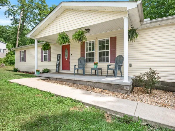 59 April Ln, Corbin, KY 40701