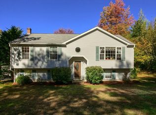 49 Dogwood Rd N, Hubbardston, MA 01452