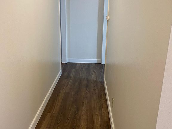 5th image of 6422 N Anna St