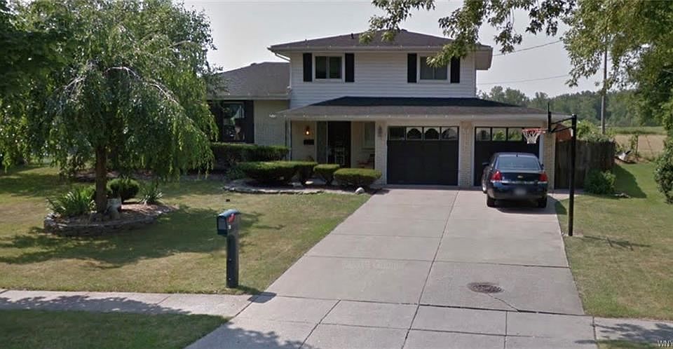 1st image of 72 Lawnwood Dr