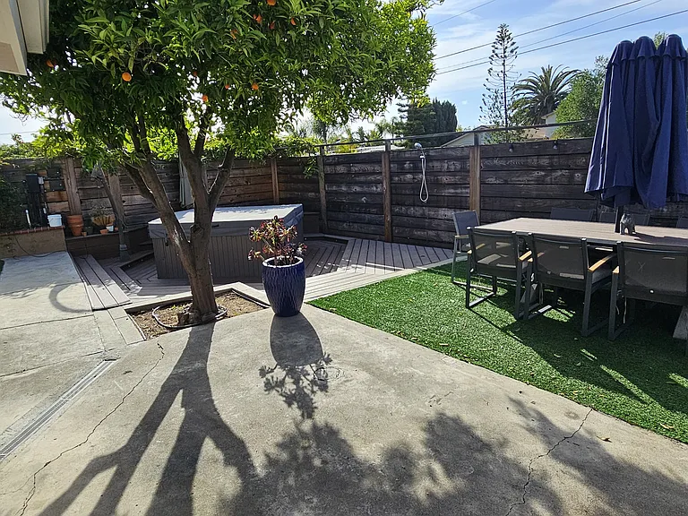2494 Larrabee Pl — Photo 23