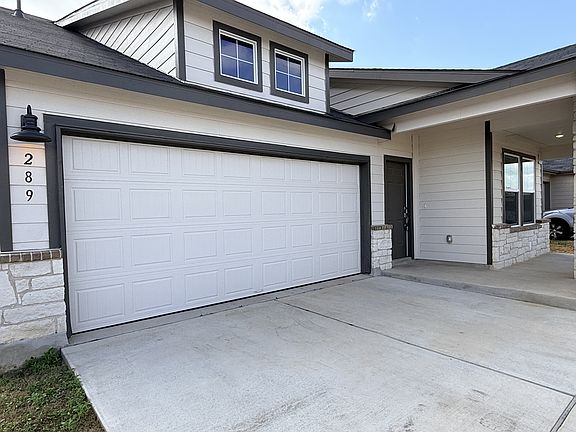 3rd image of 289 Sormonne Loop