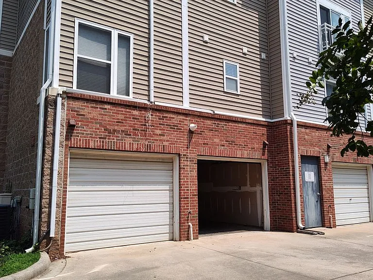 3628 Card St — Photo 22