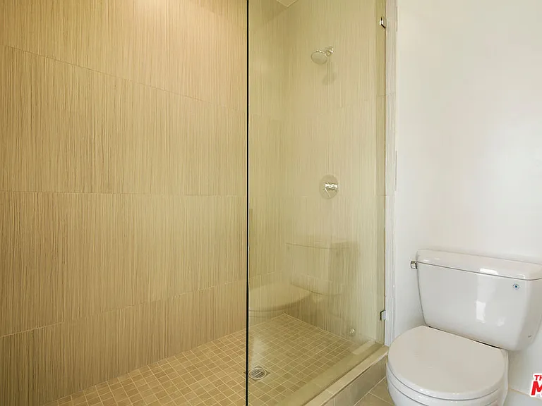 2496 S Centinela Ave #3 — Photo 11