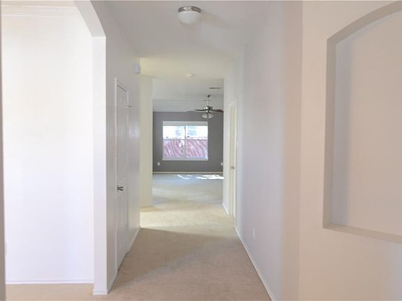 4th image of 117 Pedernales Dr