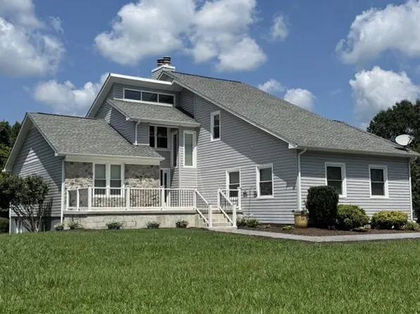 721 Westridge Dr, Danville, VA 24541