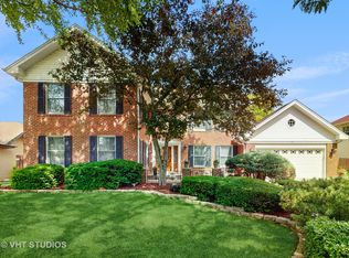 165 Jefferson Ln, Bloomingdale, IL 60108