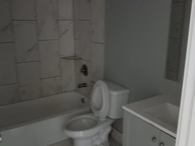 73 W Mallory Ave — Photo 8