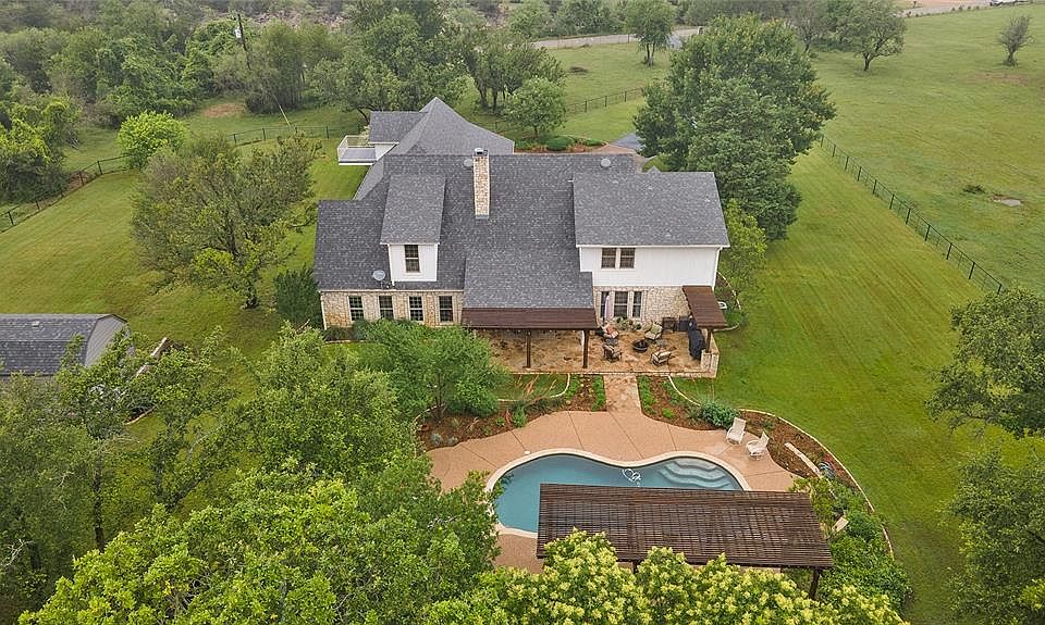 1st image of 840 County Road 512