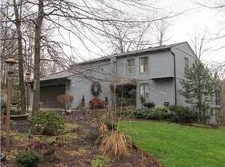 4557 Poplar Fork Rd, Winfield, WV 25213