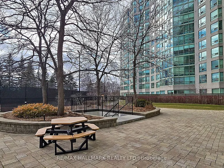 7805 Bayview Ave #1024 — Photo 20