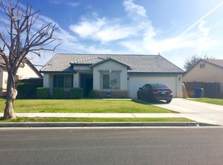 5914 Pendleton Falls Dr, Bakersfield, CA 93312