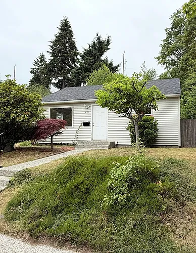 9823 31st Ave SW Photo 1 9823 31st Ave SW Photo 1