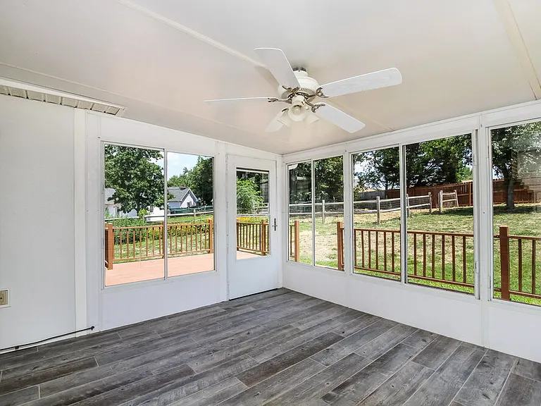 12907 Silbury Ln — Photo 8