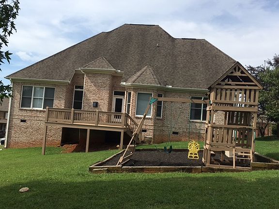 2nd image of 1001 Britts Dr