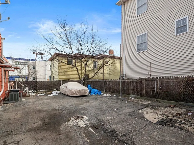 8 Perrine Ave #2 — Photo 9