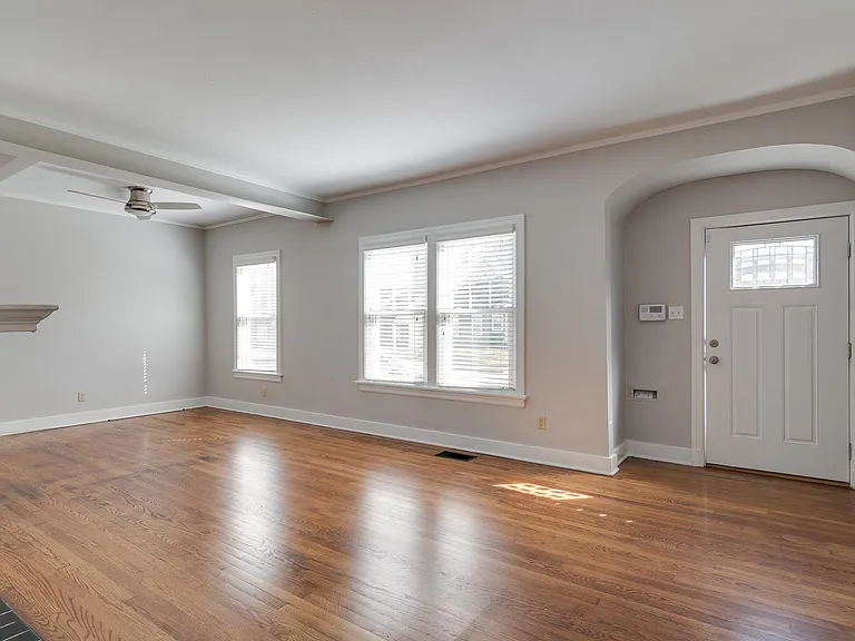 1800 Mignon Ave — Photo 6