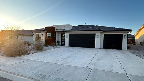 3117 E Lavatera Dr Photo 1