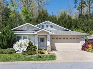 53 Sunview Cir, Arden, NC 28704