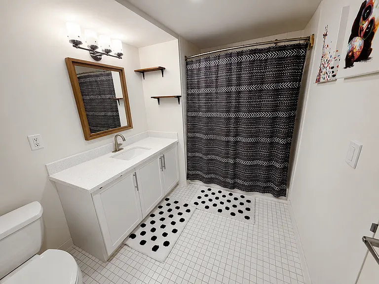 149 Essex St #6H — Photo 9
