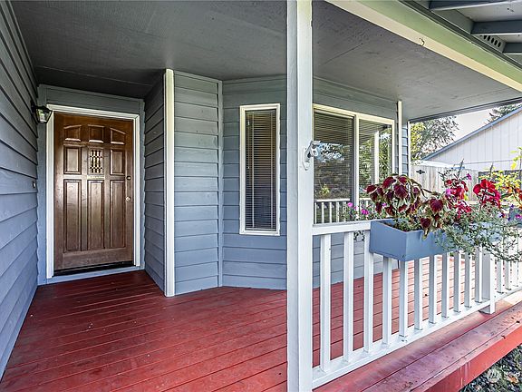 4th image of 9207 Donna Court SE
