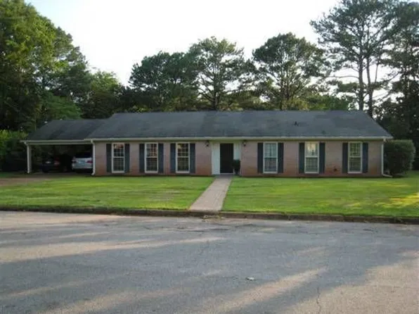 310 Riverdale Dr, Tuscaloosa, AL 35406