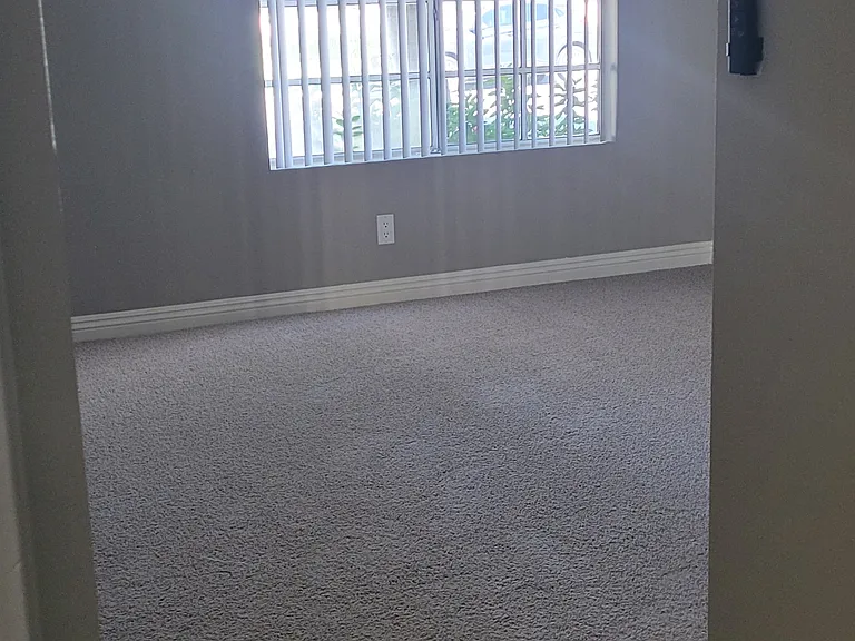 entry to guest bedroom